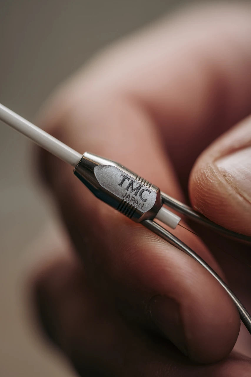 Tiemco Ceramic Bobbin Evo - Heavy Duty Curved