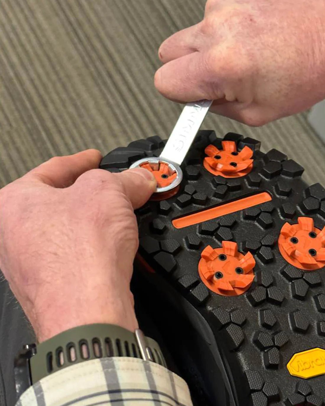 Simms - M's G4 PRO Powerlock Boot - Vibram - Boots & Cleats - Fly Fish Food